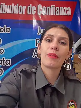 Snapshot of Alysson-- chatting on 11.11.25 Alysson-- online show from 11.11.25