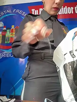 Snapshot of Alysson-- chatting on 11.25.25 Alysson-- online show from 11.25.25