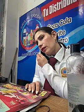 Snapshot of Alysson-- chatting on 11.27.25 Alysson-- online show from 11.27.25