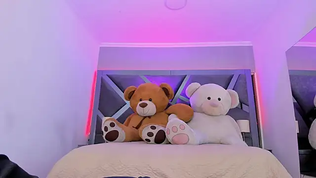 AmberiniHoffman online show from 11.04.25