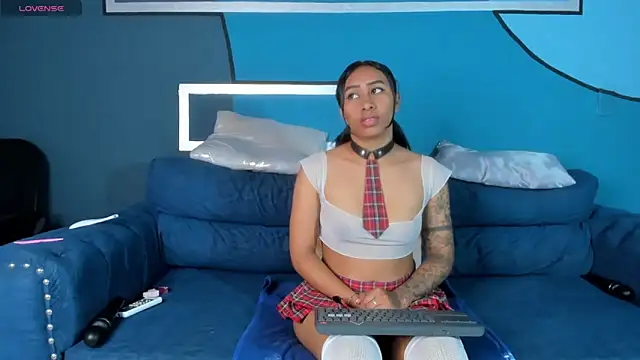 Brunettesexy0 online show from 03.10.25