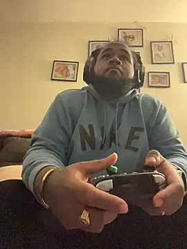 Pap1 Champo online show from 11.14.25