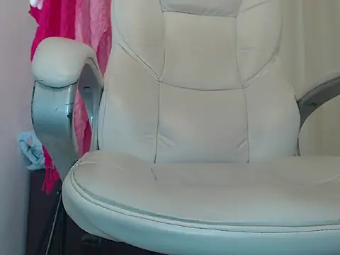 Snapshot of Abby_Halliwey chatting on 03.03.25 Abby Halliwey online show from 03.03.25