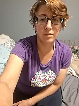 Snapshot of MsPink_Flamingtoes544 chatting on 10.21.25 MsPink Flamingtoes544 online show from 10.21.25