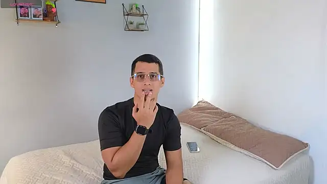 hot69temptation  online show from 02.26.25