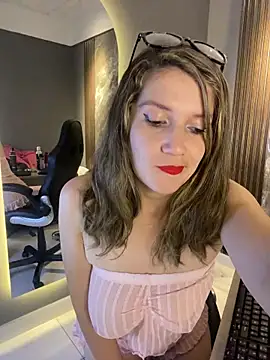 gwen ashly online show from 04.17.26