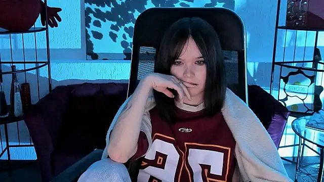 Elainebeness online show from 03.06.26