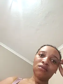 Snapshot of thicktash chatting on 06.18.26 thicktash online show from 06.18.26