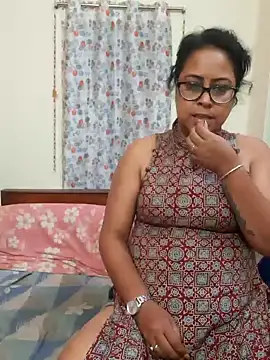 Snapshot of JODI_NO1 chatting on 04.28.26 JODI NO1 online show from 04.28.26