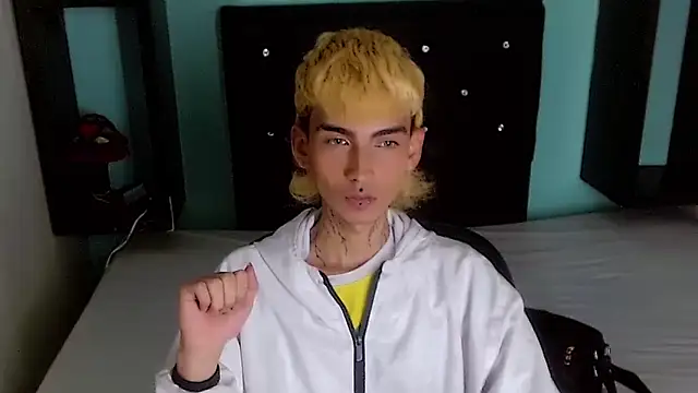 ttimy x boy online show from 04.16.26