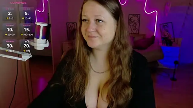 LizzyShine online show from 11.17.25