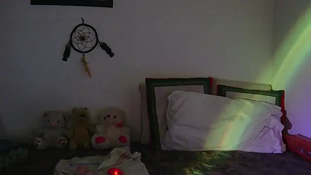 Miss oliviaa online show from 03.04.25