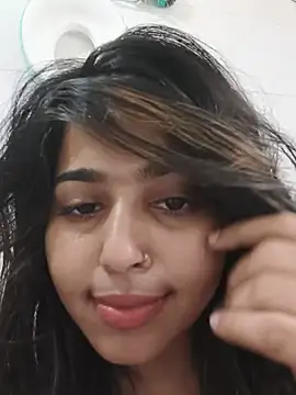 Snapshot of Sweet-Rani chatting on 07.18.26 Sweet-Rani online show from 07.18.26