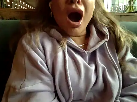 persiannqueen online show from 03.10.25