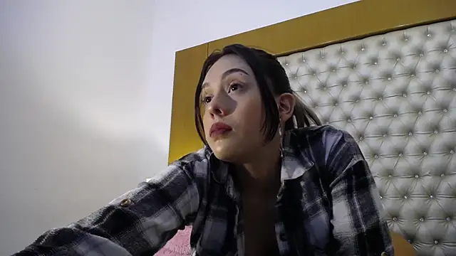 Snapshot of MegannMyerss chatting on 01.21.25 MegannMyerss online show from 01.21.25