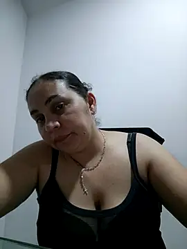 MirandaSoto online show from 10.17.25