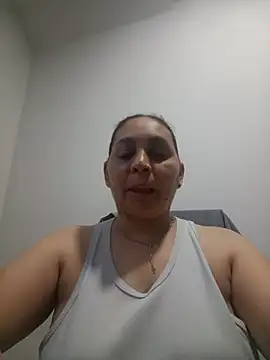 MirandaSoto online show from 06.02.26