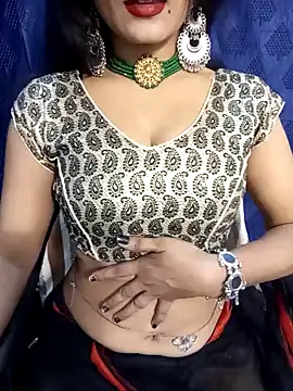 Stripy Doll online show from 12.10.24