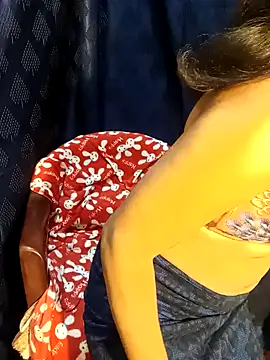 Stripy Doll online show from 12.15.24