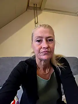 lisalustjouw online show from 09.22.25