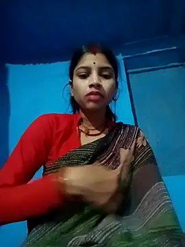Snapshot of Nisha_Cute chatting on 10.20.25 Nisha Cute online show from 10.20.25