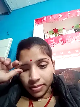 Snapshot of Nisha_Cute chatting on 11.18.25 Nisha Cute online show from 11.18.25