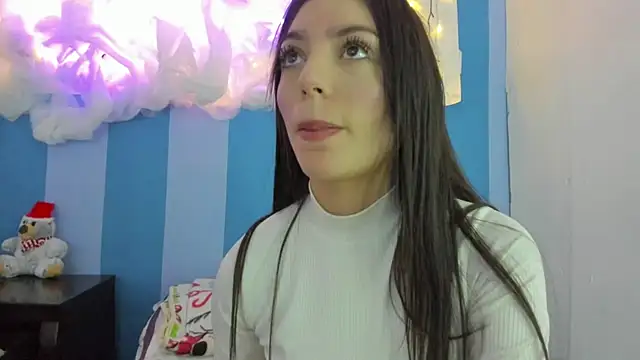 Snapshot of britny_clouds chatting on 12.08.24 britny clouds online show from 12.08.24