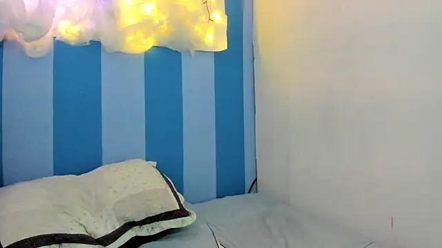 Snapshot of britny_clouds chatting on 12.20.24 britny clouds online show from 12.20.24