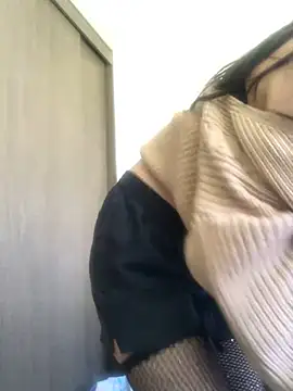 Snapshot of britny_clouds chatting on 03.12.25 britny clouds online show from 03.12.25