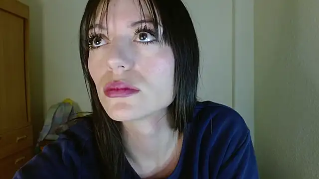 Snapshot of britny_clouds chatting on 09.15.25 britny clouds online show from 09.15.25