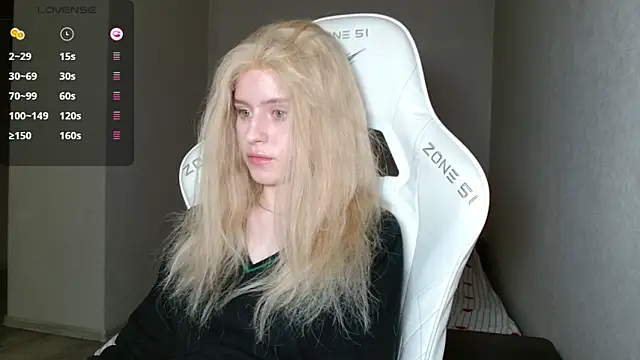 LizaKisses online show from 02.12.26