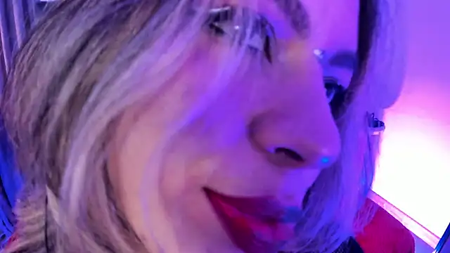 Snapshot of delilah_fix chatting on 02.16.26 delilah fix online show from 02.16.26