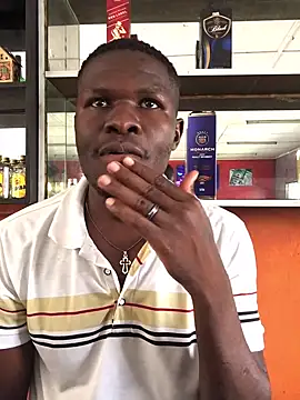 Snapshot of HutchMansell chatting on 12.25.24 HutchMansell online show from 12.25.24