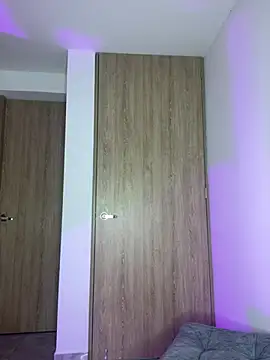 Issabela G1 online show from 02.08.25