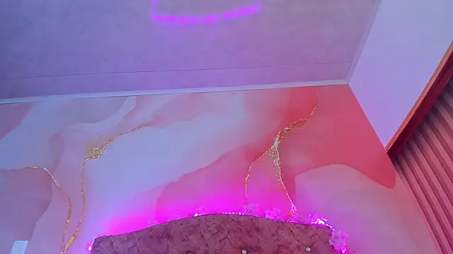 Snapshot of Bella__sweet chatting on 03.01.25 Bella sweet online show from 03.01.25