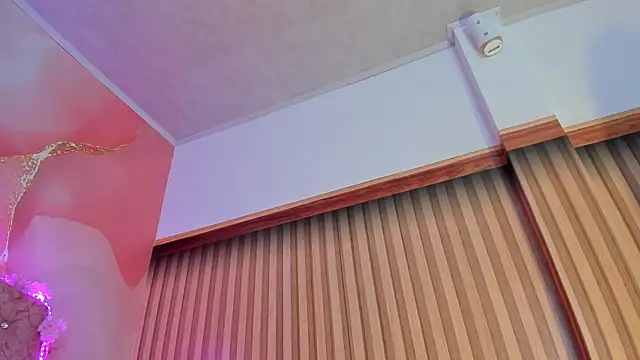 Snapshot of Bella__sweet chatting on 03.04.25 Bella sweet online show from 03.04.25