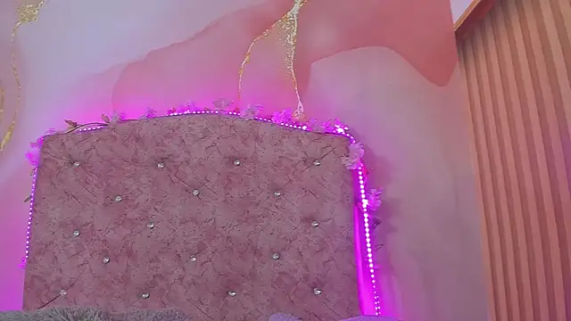 Bella  sweet online show from 12.19.25