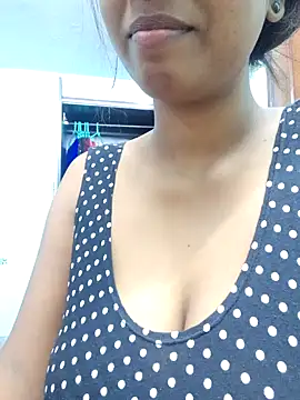 royaldoll-143 online show from 01.21.25