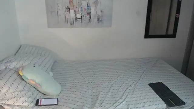 Snapshot of sabrina_x19 chatting on 11.25.25 sabrina x19 online show from 11.25.25