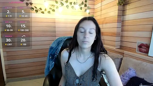 Nami sunny online show from 10.15.25