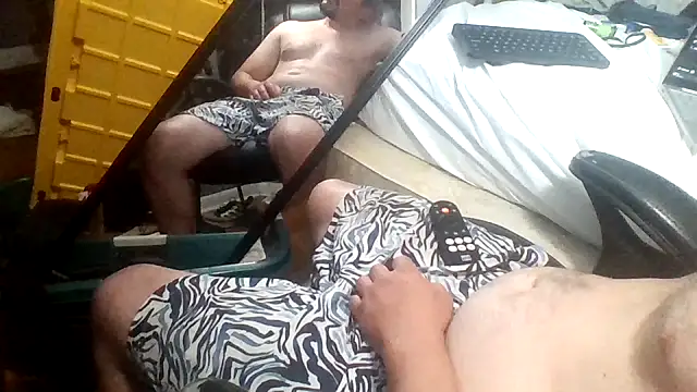 Curved4Pleasure online show from 04.28.26