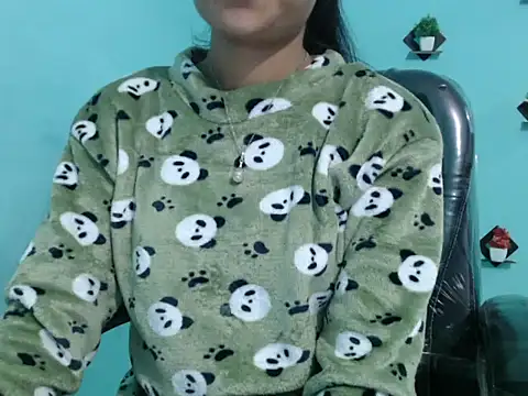 Yashi online show from 01.25.25