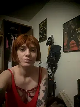 Snapshot of spacegirlll chatting on 09.21.25 spacegirlll online show from 09.21.25