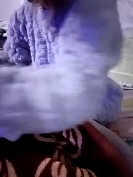 zoya khan25 online show from 12.30.24