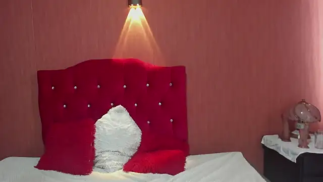 ChloeTurner  online show from 01.30.25