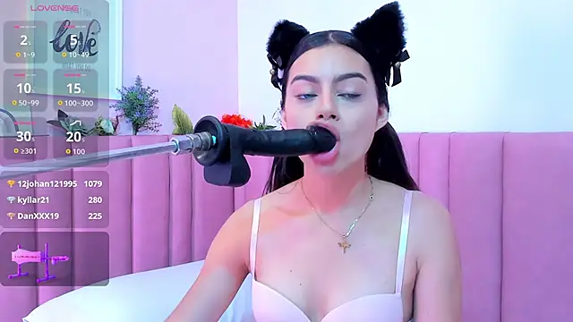 isabella santos1 online show from 10.17.25