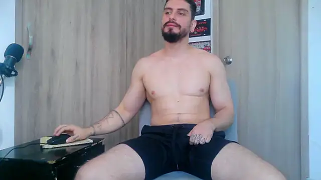 Aaron kwok28 online show from 11.17.25