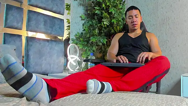 marc ginale online show from 11.26.25