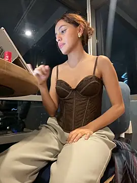 Katee Jones online show from 09.19.25