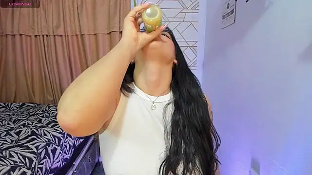  laina  online show from 03.15.25